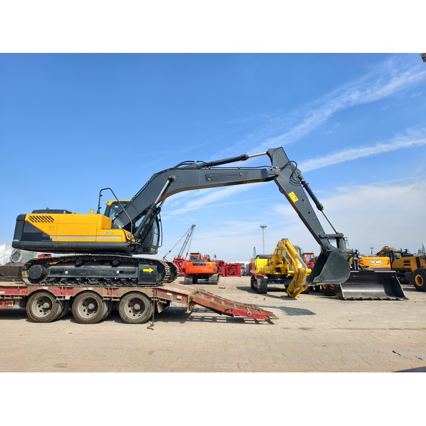 2024 هيونداي 220LC-9S-46985440