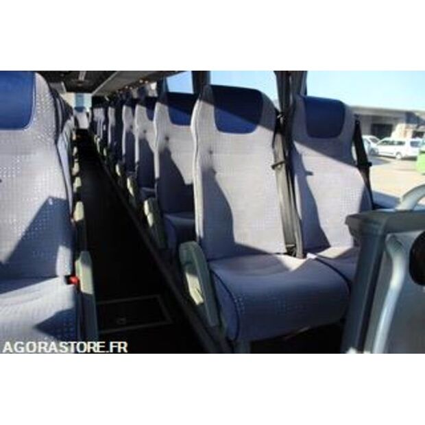 2015 Volvo 9500-46985464