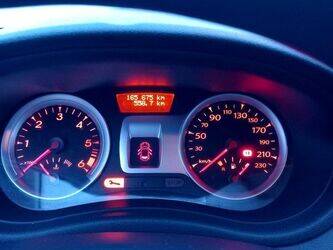 2011-renault-clio-1449857-46985475