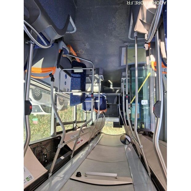 2018 HeuliezBus GX137-46985493