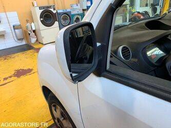 2012-renault-kangoo-1449859-46985498