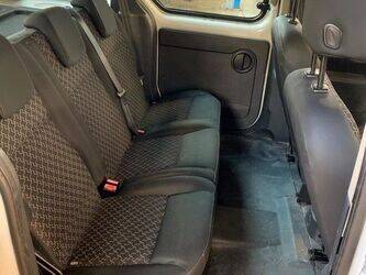 2012-renault-kangoo-1449859-46985503