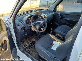2010-citroen-berlingo-1449860-46985512