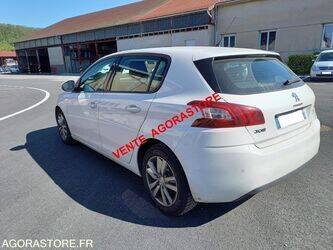 2015-peugeot-308-1449861-46985522