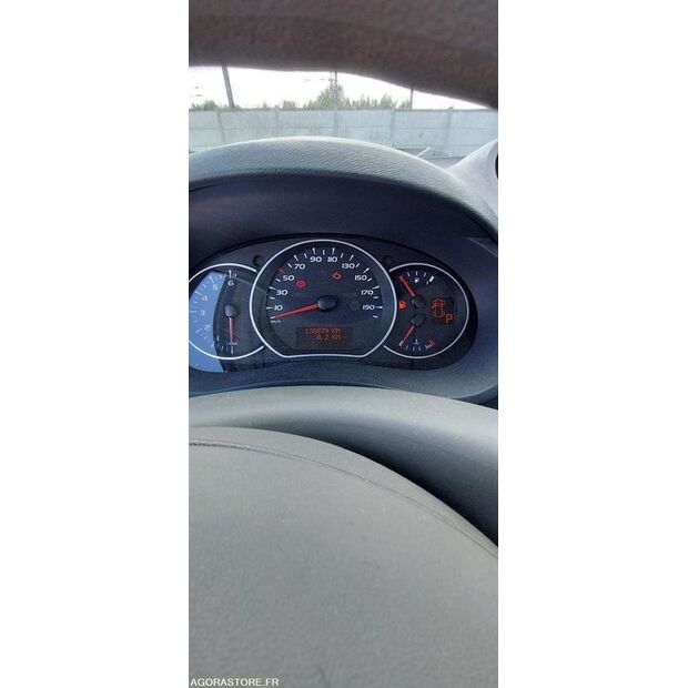 2009 رينو Kangoo-46985544