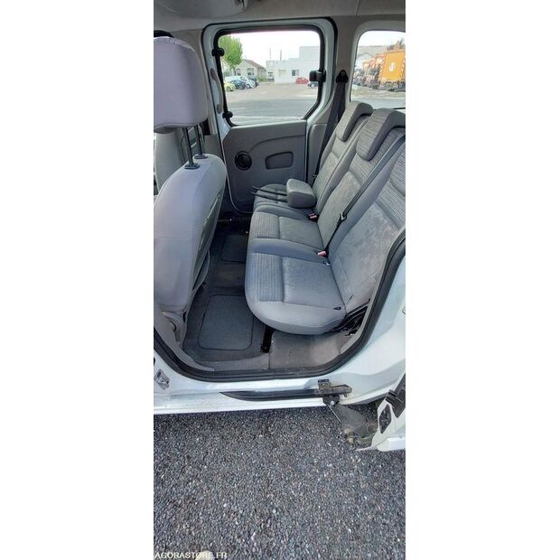 2009 رينو Kangoo-46985555