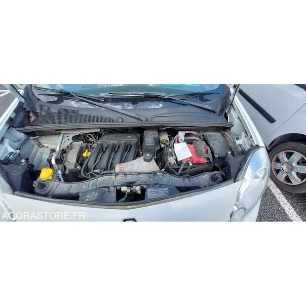 2009 رينو Kangoo-46985557