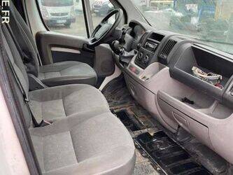 2008-peugeot-boxer-1449863-46985575