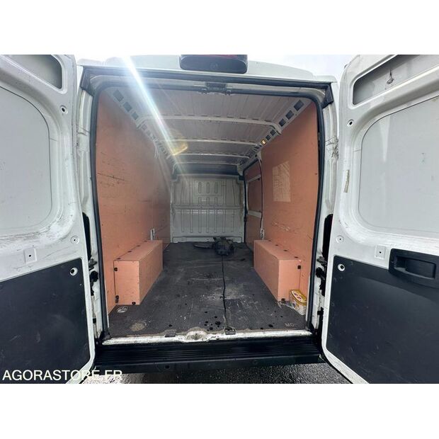 2020 Peugeot BOXER-46985604