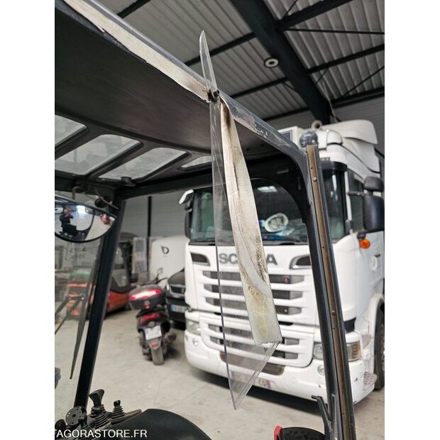 2004 فينويك E1602-46985614