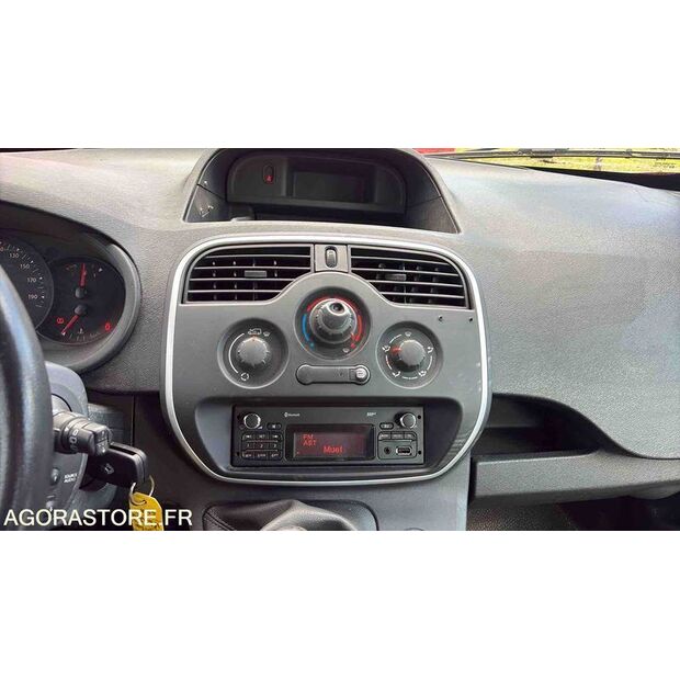 2015 Renault Kangoo-46985682