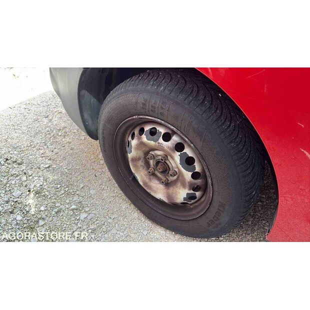 2015 Renault Kangoo-46985683