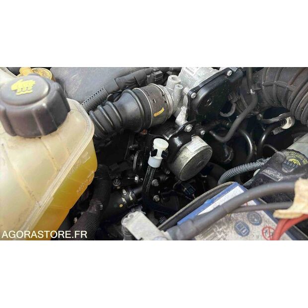 2015 Renault Kangoo-46985687