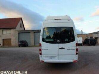 2016-mercedes-benz-sprinter-1449877-46985754