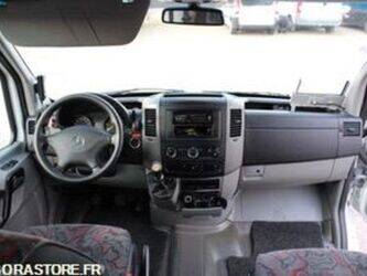 2016-mercedes-benz-sprinter-1449877-46985755