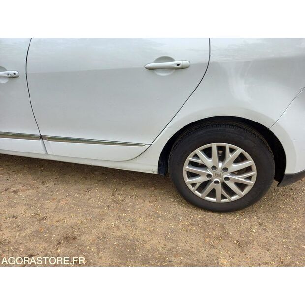 2016 Renault Megane-46985773