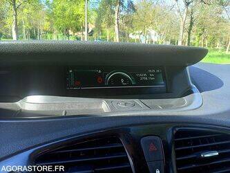 2016-renault-megane-1449878-46985777