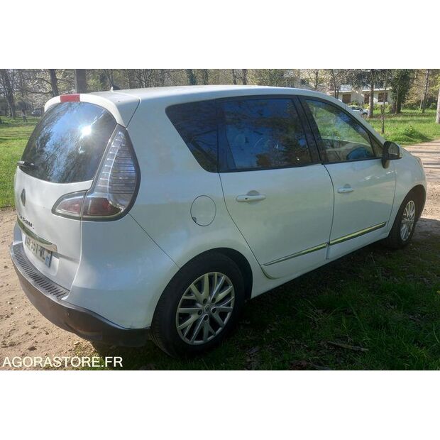 2016 Renault Megane-46985780