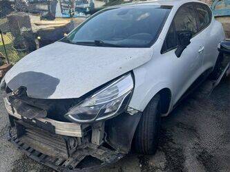 2015-renault-clio-1449881-46985796