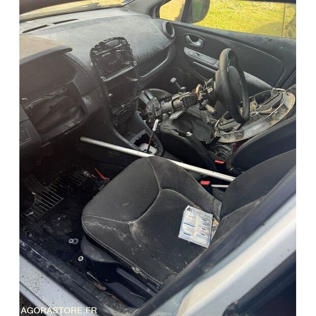 2015 رينو Clio-46985797