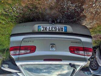 2004-renault-laguna-46985827