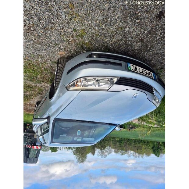 2004 Renault Laguna-46985830