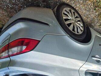 2004-renault-laguna-46985833