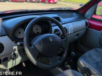 2004-renault-kangoo-1449892-46985918