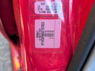 2004-renault-kangoo-1449892-46985924