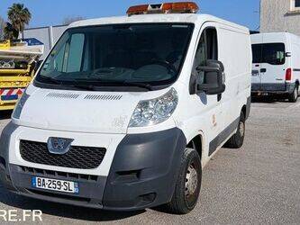 صورة ل عربات 2010 بيجو BOXER