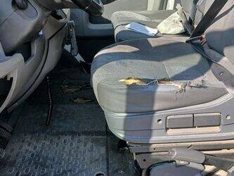 2010-peugeot-boxer-1449893-46985932