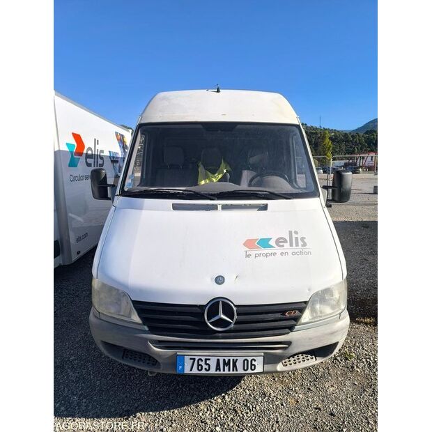 2000 Mercedes-Benz SPRINTER-46985962
