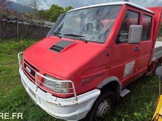 صورة ل شاحنات مسطحة 1998 ايفكو 40.10