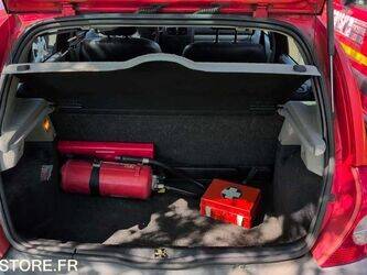 2002-renault-clio-1449904-46986051