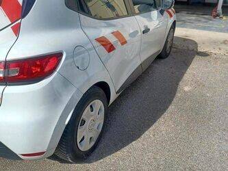 Image de VOITURES 2017 Renault Clio À vendre à France