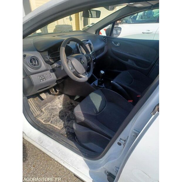 2017 Renault Clio-46986209