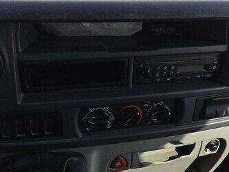 2010-renault-master-1449919-46986246