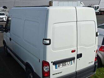 2010-renault-master-1449919-46986253