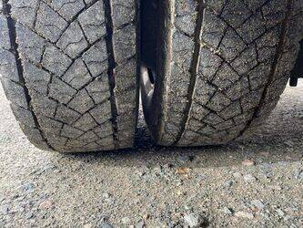 2005-mercedes-benz-1223-1449931-46986392