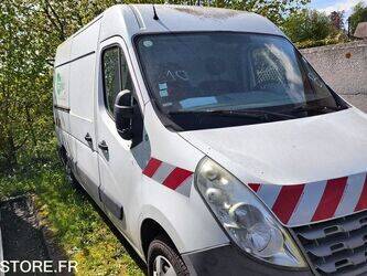 2012-renault-master-1449933-46986403