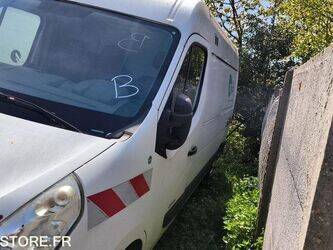 2012-renault-master-1449933-46986406