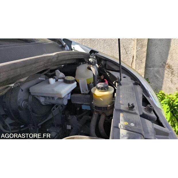 2012 Renault Master-46986410