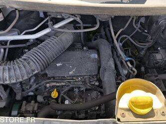 2012-renault-master-1449933-46986432