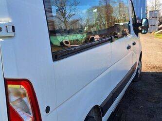 2011-renault-master-1449935-46986446
