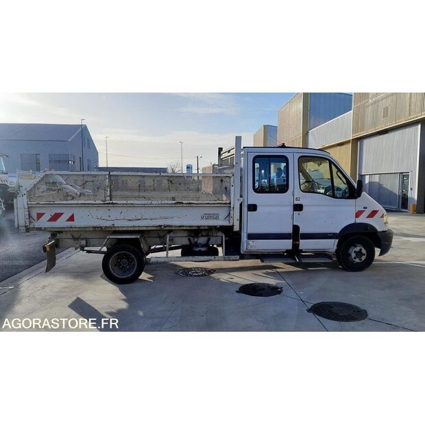 2001 رينو Mascott-46986526