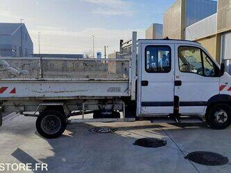 2001-renault-mascott-1449940-46986526