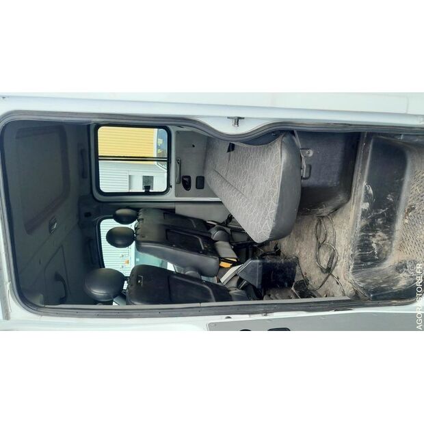 2001 رينو Mascott-46986530