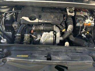 2014-citroen-c4-1449951-46986670