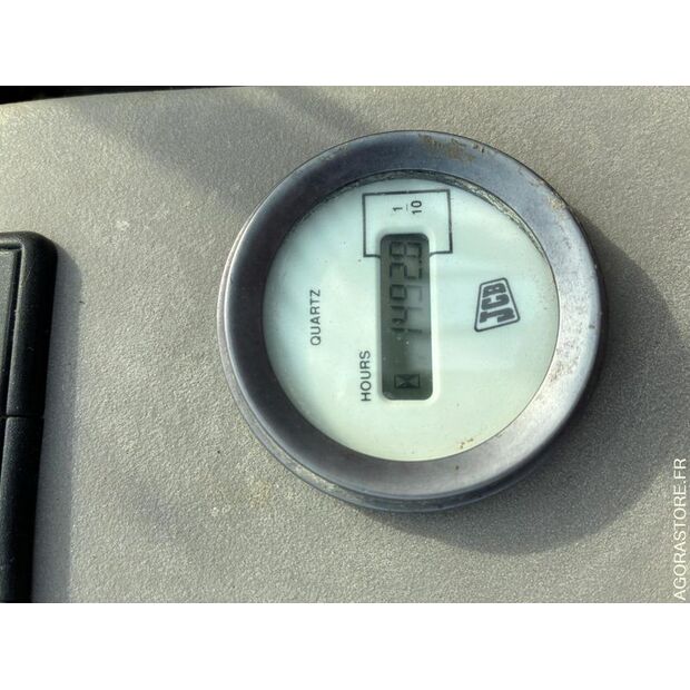 2001 جيه سي بي 926-4-46986692