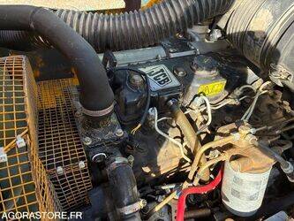 2001-jcb-926-4-46986695